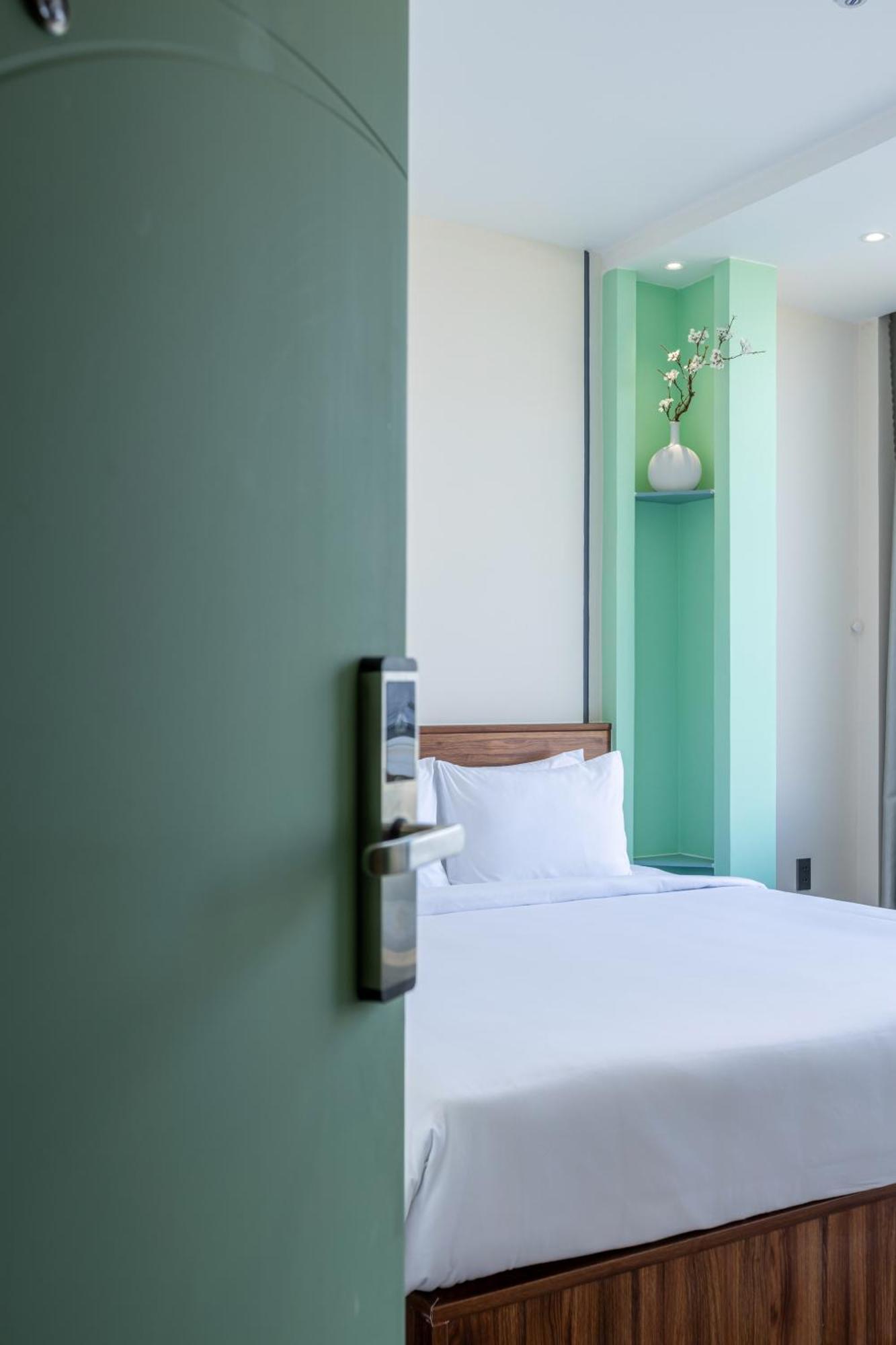 V'Luna Hotel - Managed By Thm 껀터 외부 사진
