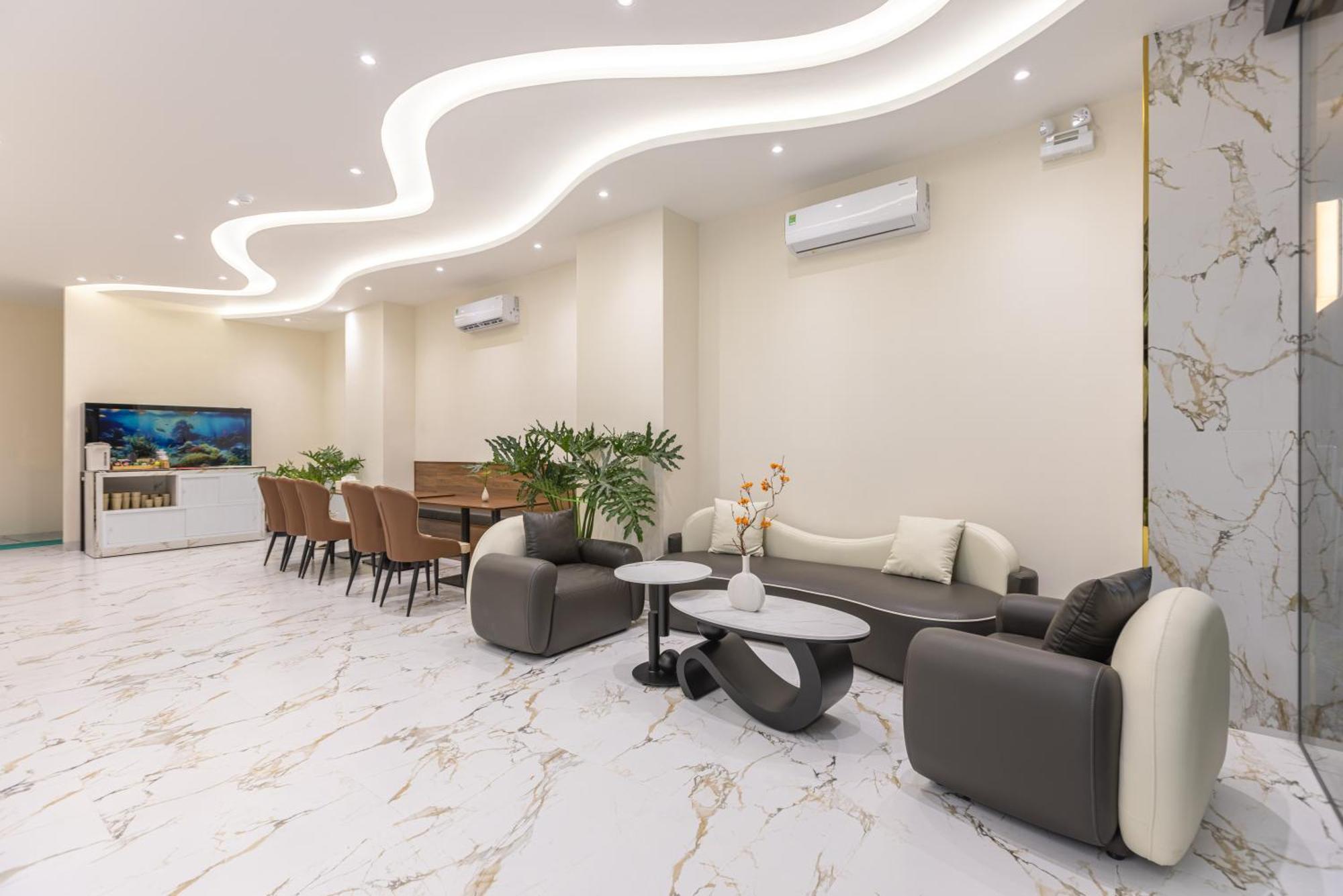 V'Luna Hotel - Managed By Thm 껀터 외부 사진